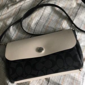 NWOT Coach clutch or crossbody purse 👜
